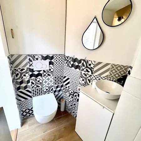 T2 Renove En Plein Centre Rennais *