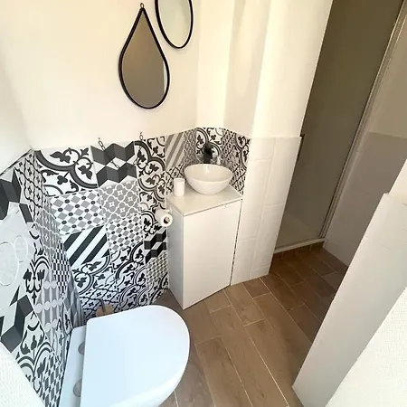 T2 Renove En Plein Centre Rennais Rennes